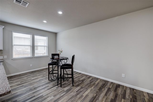 128 Shearwater LN, Leander, TX 78641