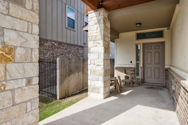 128 Shearwater LN, Leander, TX 78641