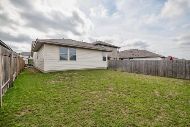 128 Shearwater LN, Leander, TX 78641
