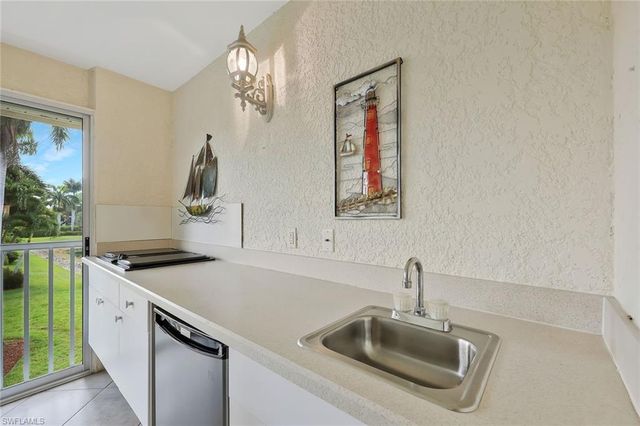 2395 Bayou LN 7304, Naples, FL 34112