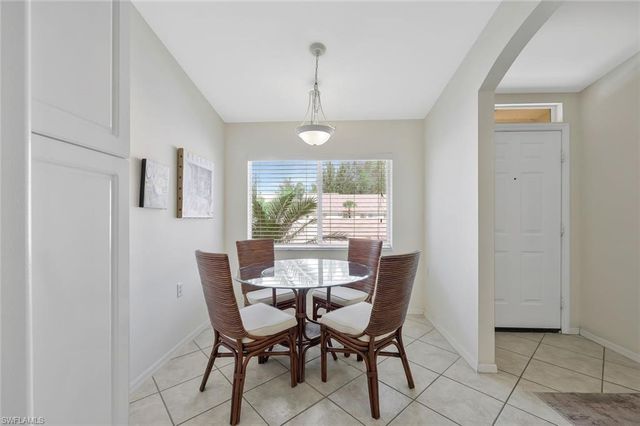 2395 Bayou LN 7304, Naples, FL 34112
