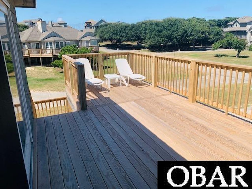 Image 16 of property listing at 135 Ships Watch Drive, Duck, NC 27949