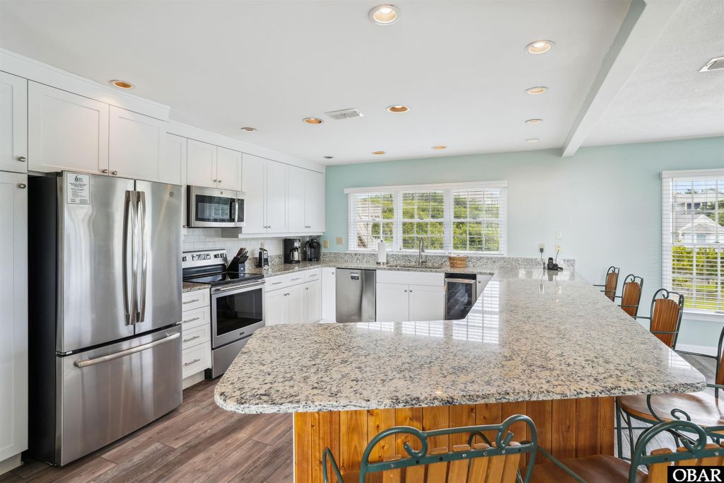 Image 3 of property listing at 135 Ships Watch Drive, Duck, NC 27949