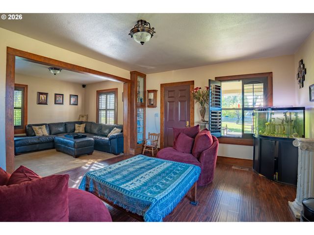 13130 Sw HILLSBORO Hwy, Hillsboro, OR 97123