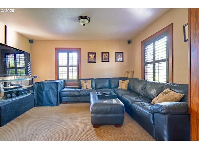 13130 Sw HILLSBORO Hwy, Hillsboro, OR 97123