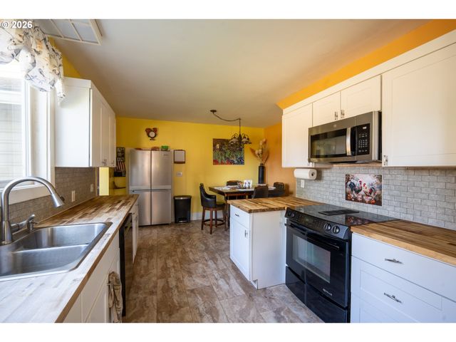 13130 Sw HILLSBORO Hwy, Hillsboro, OR 97123