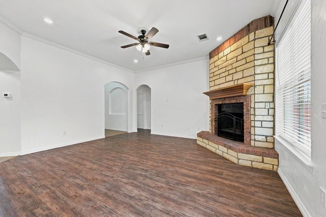 3117 Preston Club Drive, Sherman, TX 75092
