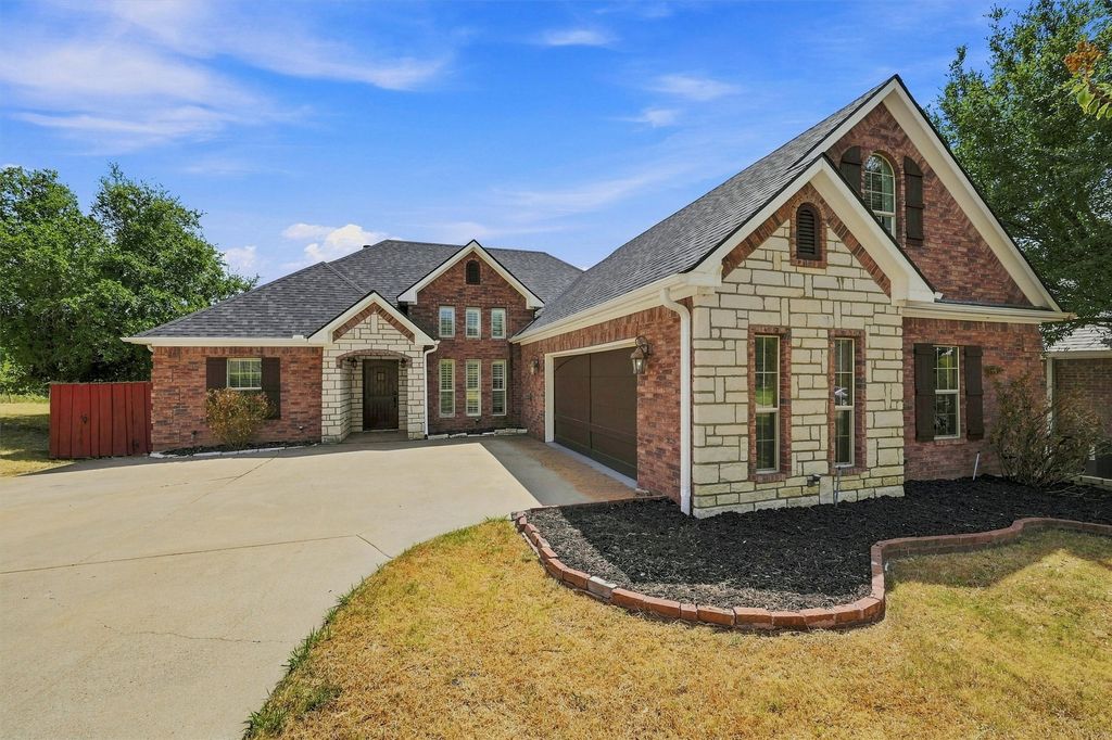 3117 Preston Club Drive, Sherman, TX 75092