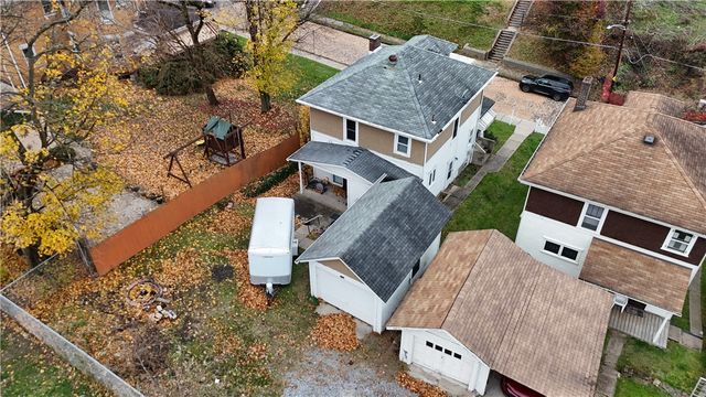 621 Watson St, Coraopolis, PA 15108