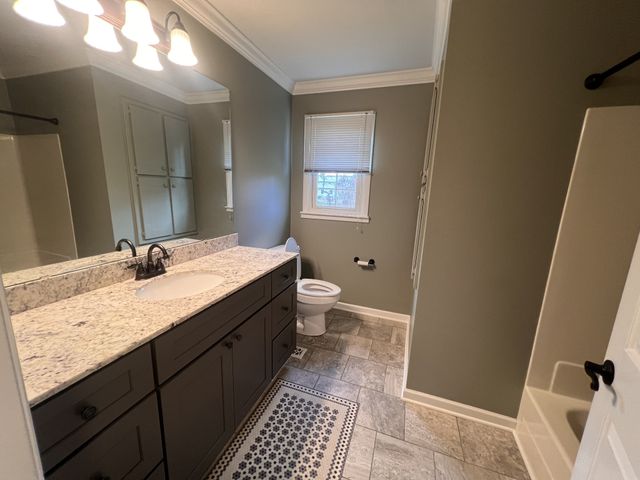 300 DeKalb St, Mcminnville, TN 37110