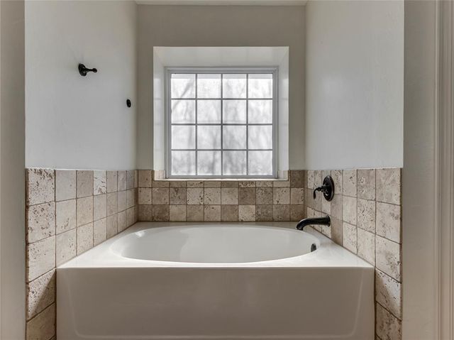 1628 Chambers Street, Norman, OK 73071