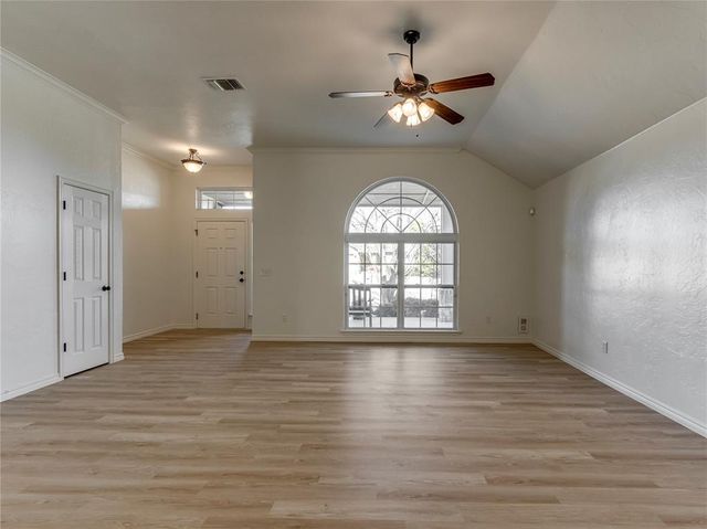 1628 Chambers Street, Norman, OK 73071