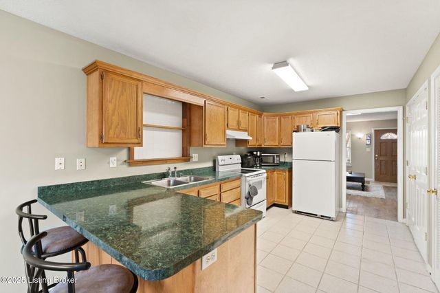 609 Malcolm Ave, Louisville, KY 40223