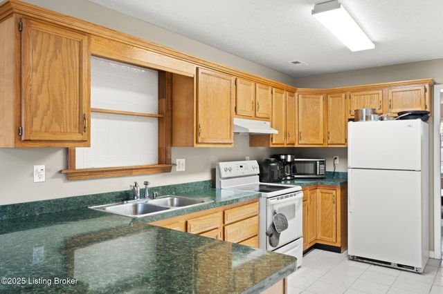 609 Malcolm Ave, Louisville, KY 40223