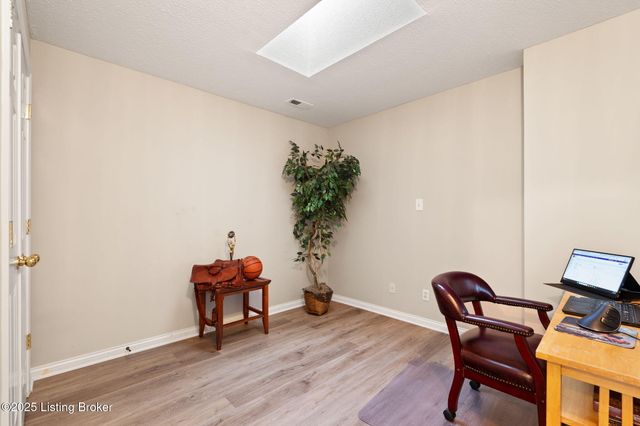 609 Malcolm Ave, Louisville, KY 40223