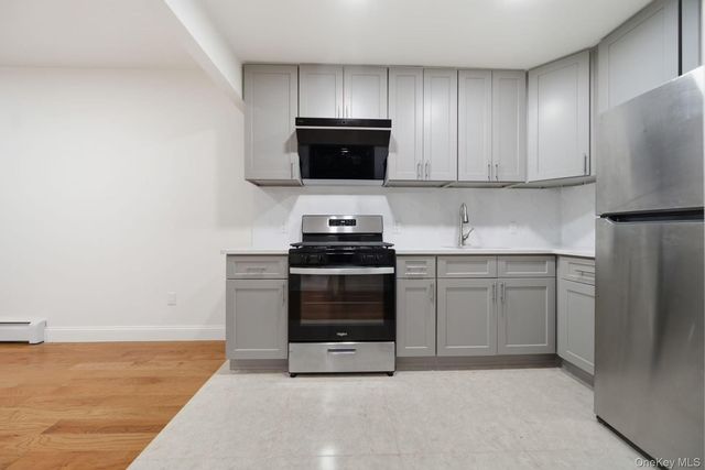 141-15 Cherry Avenue 3C, Flushing, NY 11355