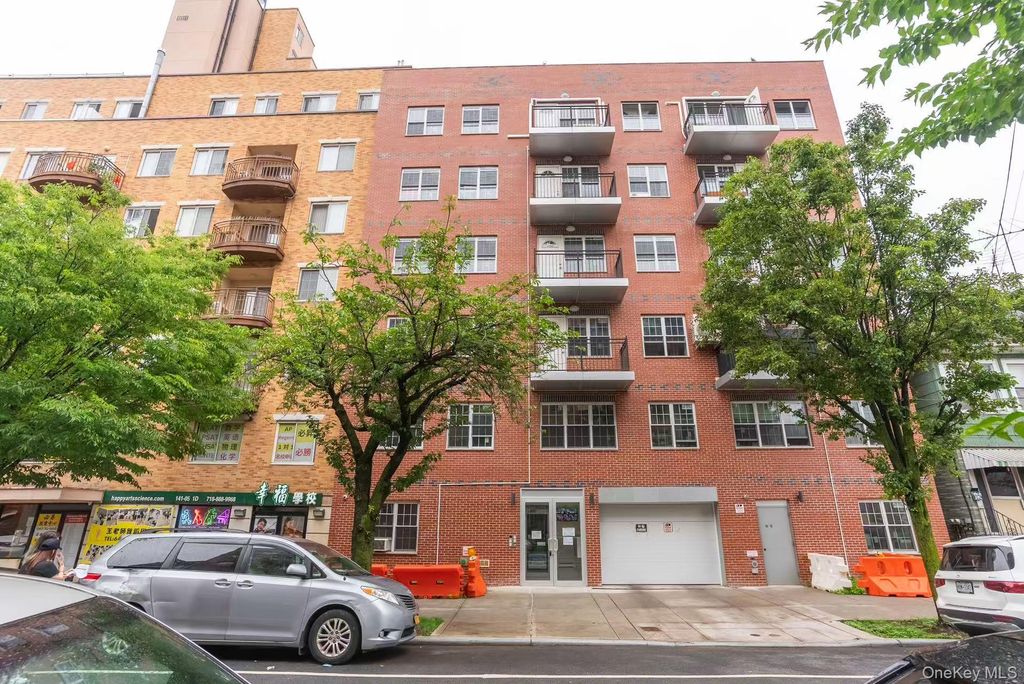 141-15 Cherry Avenue 3C, Flushing, NY 11355