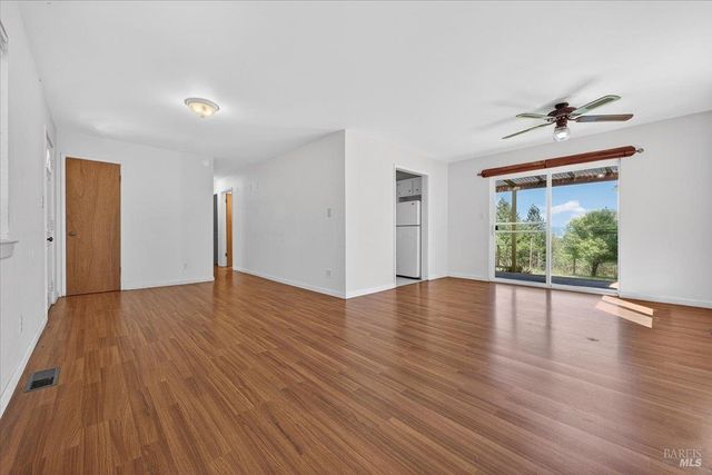 3477 Thorn Rd, Sebastopol, CA 95472