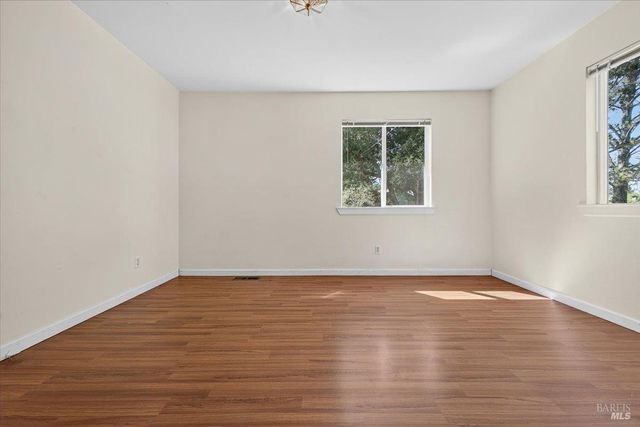 3477 Thorn Rd, Sebastopol, CA 95472