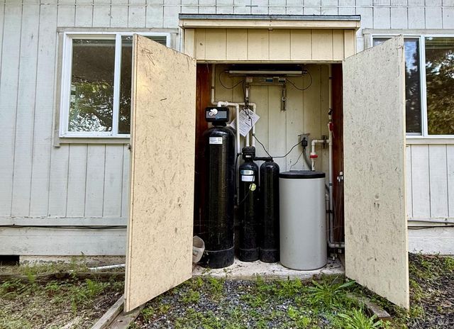 3477 Thorn Rd, Sebastopol, CA 95472