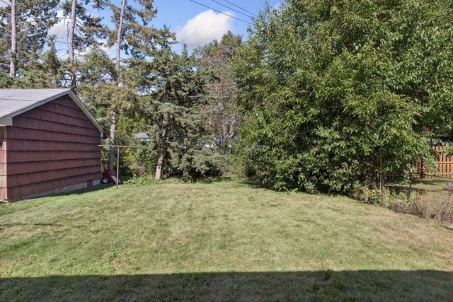 1411 Alaska Avenue, Saint Paul, MN 55116