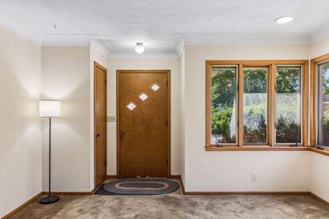 1411 Alaska Avenue, Saint Paul, MN 55116
