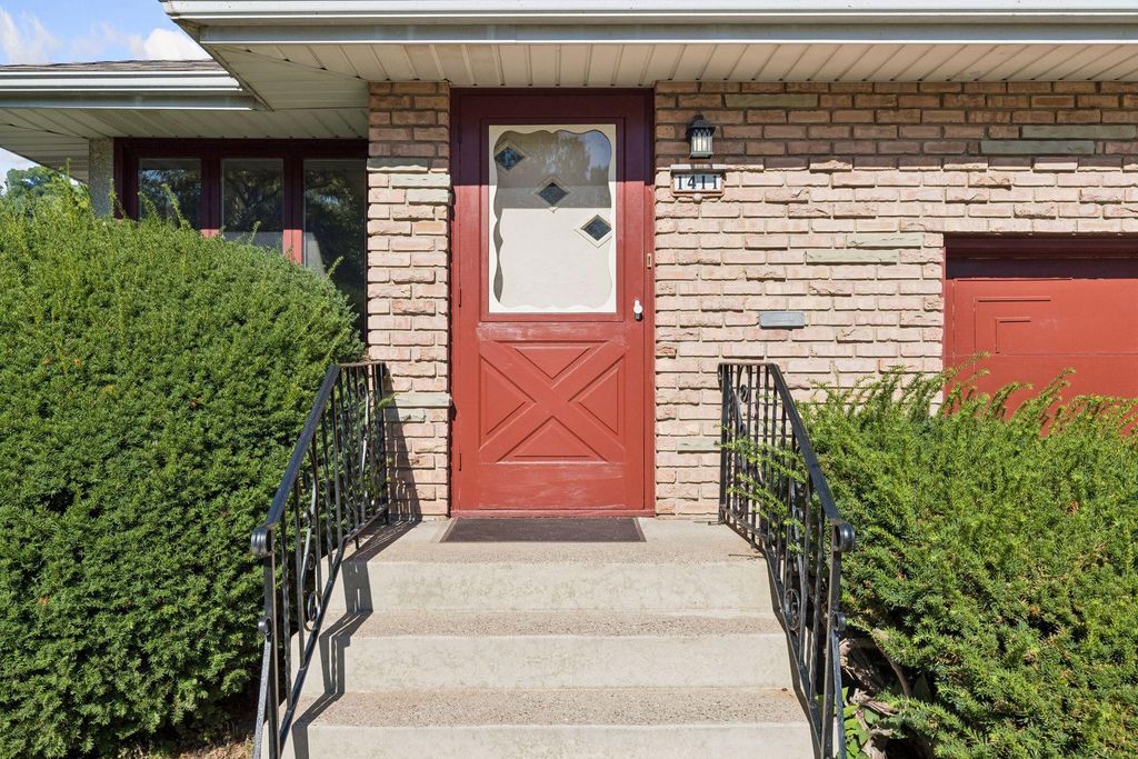 1411 Alaska Avenue, Saint Paul, MN 55116 — photo 2