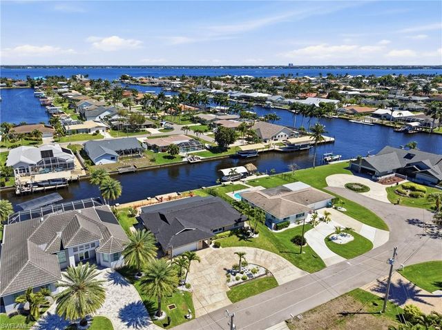 3517 SE 19th AVE, Cape Coral, FL 33904