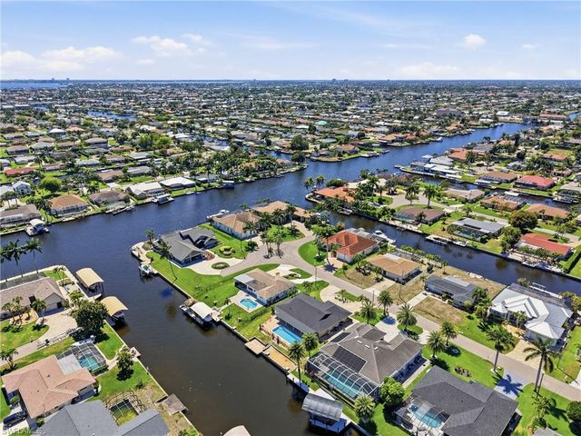 3517 SE 19th AVE, Cape Coral, FL 33904