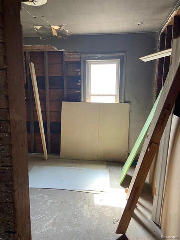 845 Vermilya Avenue, Flint, MI 48507