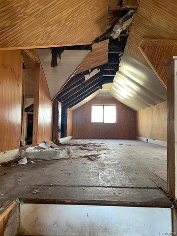 845 Vermilya Avenue, Flint, MI 48507