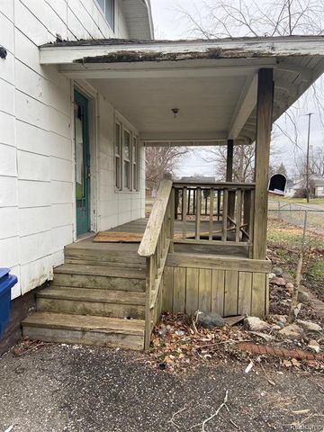 845 Vermilya Avenue, Flint, MI 48507