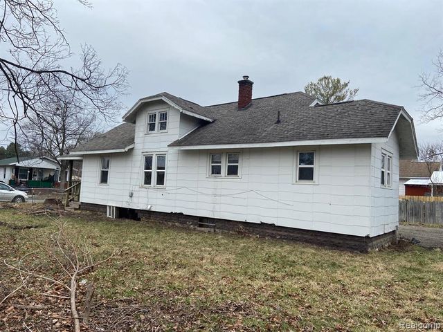 845 Vermilya Avenue, Flint, MI 48507