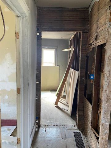 845 Vermilya Avenue, Flint, MI 48507