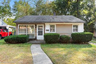 10111 Corning Street, Oak Park, MI 48237