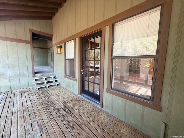 415 Albany St Apt F, Alamo Heights, TX 78209