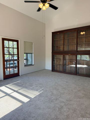 415 Albany St Apt F, Alamo Heights, TX 78209