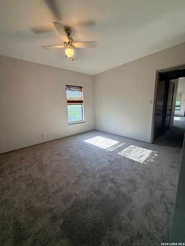 415 Albany St Apt F, Alamo Heights, TX 78209