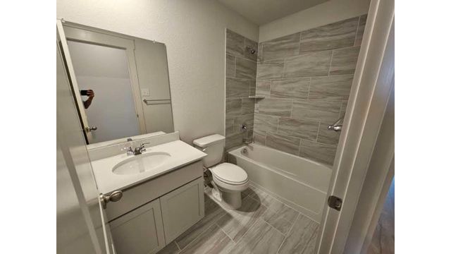 129 John Laurens Drive, Venus, TX 76084