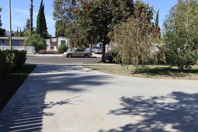 22942 Leadwell, West Hills, CA 91307