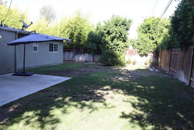 22942 Leadwell, West Hills, CA 91307