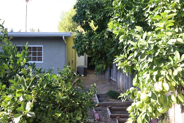22942 Leadwell, West Hills, CA 91307