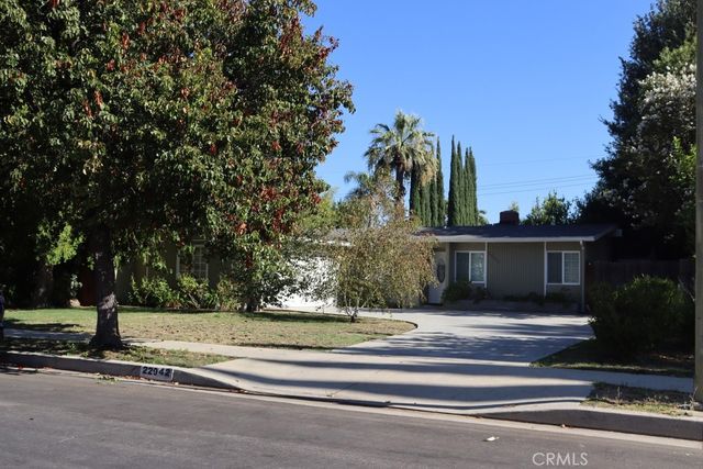 22942 Leadwell, West Hills, CA 91307