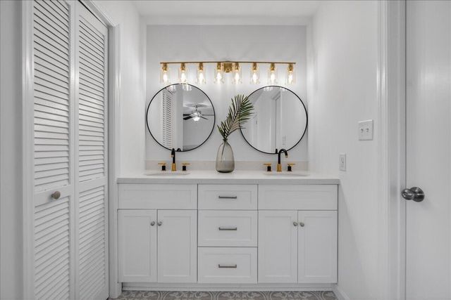 5558 Evelyn Drive, North Charleston, SC 29418