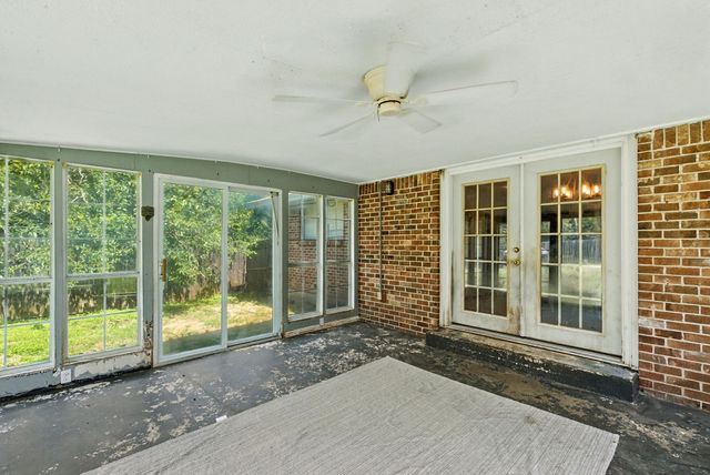 1442 W Water Street, Weatherford, TX 76086