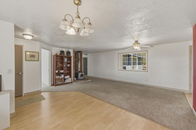53130 Riverview Drive, La Pine, OR 97739