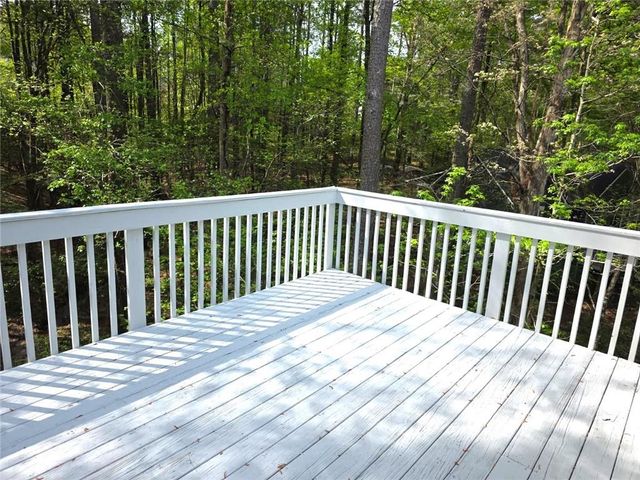 6009 Deer Springs Lane NW, Acworth, GA 30101