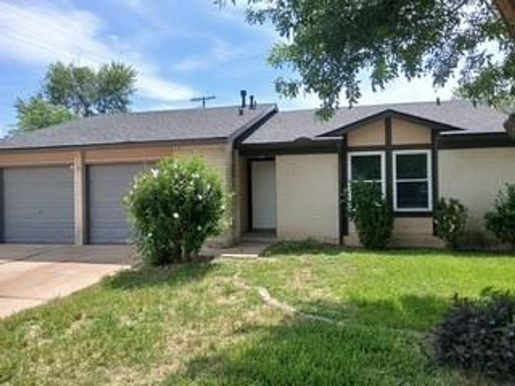 2009 Greenhill DR, Round Rock, TX 78664