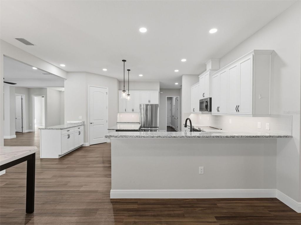 Image 19 of property listing at 4025 SPRING PARK WAY, Brooksville, FL 34604