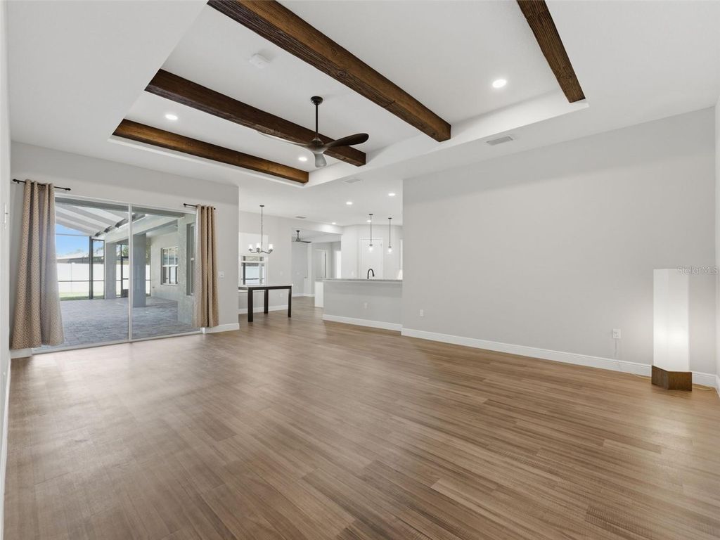 Image 28 of property listing at 4025 SPRING PARK WAY, Brooksville, FL 34604